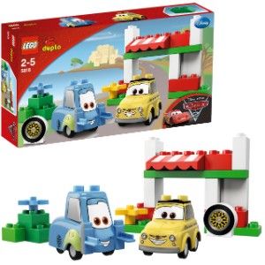 LEGO 5818 DUPLO Cars Unterwegs mit Luigi und Guido, LEGO   myToys.de