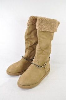 guess snow boots in Clothing, Shoes & Accessories
