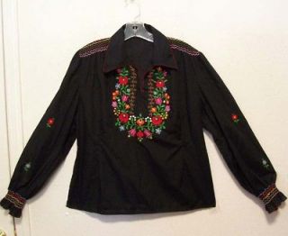 Vintage EMBROIDERED Hippie Folk HUNGARIAN Peasant top/M