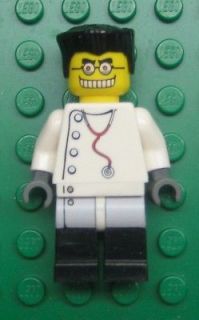 LEGO MAD SCIENTIST MINIFIG LOT city town studios 1382 scary labratory 