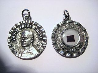 RARE SECOND CLASS RELIC MEDAL OF SAINT BROTHER ANDRE, FIRST SAINT BORN 