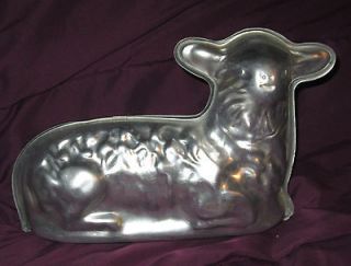   1972 WILTON 3D STAND UP LAMB SHEEP CAKE PAN MOLD FRONT AND BACK