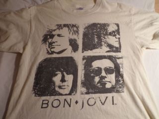 Bon Jovi T Shirt in Clothing, Shoes & Accessories