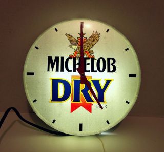Nice Michelob Lighted Wall Clock Works Great Perfect for Bar Garage 