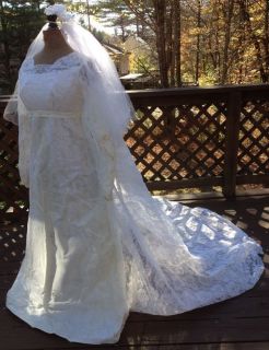 Vintage 70s All Lace White Bridal Gown Wedding Dress Long Train 