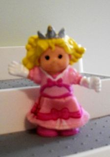 Fisher Price Little People Princess Castle in Little People (1997 Now 
