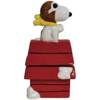 Peanuts Flying Ace SNOOPY On Doghouse SALT & PEPPER SHAKERS SET Shaker