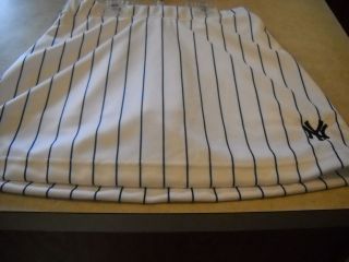 New Licensed YANKEES Majestic Womens pinstripe skirt/short size Large 