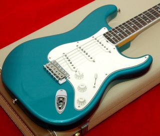   Fender ® Eric Johnson Stratocaster Strat, Lucerne Aqua Firemist Blue