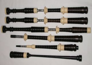 New McCallum AB3 Deluxe Bagpipes Imitation Ivory Thistle Engraving