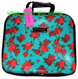 betsey johnson laptop bag in Clothing, Shoes & Accessories