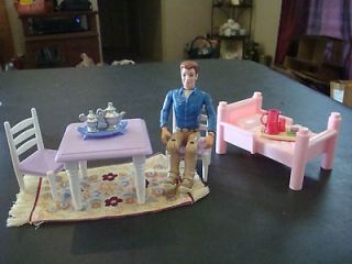 RARE LOVING FAMILY DOLLHOUSE TABLE CHAIRS RUG TRAY MAN BED PITCHER CUP 