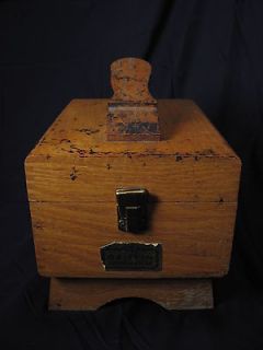 vintage griffin shinemaster shoe shine box with brushes
