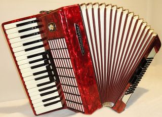 Beautiful German Piano ACCORDION WELTMEISTER Stella 96 bass. Excellent 