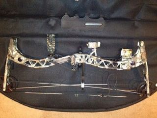 Used 2009 LimbSaver DeadZone DZ 32 Bow w/arrows, quiver, release, and 