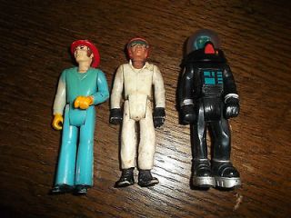 VINTAGE FISHER PRICE RARE SET OF ADVENTURE PEOPLE! ALIEN, MEDIC AND 