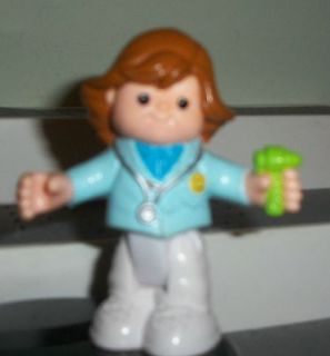 Fisher Price Little People Bendable Doctor Danielle 3 INCH FREE 