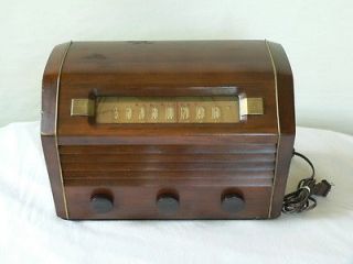 1948? VINTAGE RCA VICTOR WOOD RADIO MODEL 66X13 WORKING GOLDEN THROAT