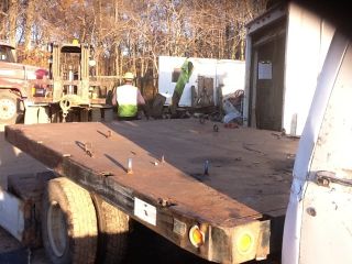 10 ft Long 8 ft Wide Reading Flatbed Body Removed from 1992 Ford F 