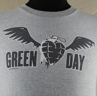 Green Day American Idiot 2005 Winged Heart Grenade Mens T shirt Small 