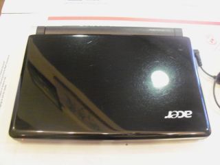 Acer Aspire One KAV60 Netbook