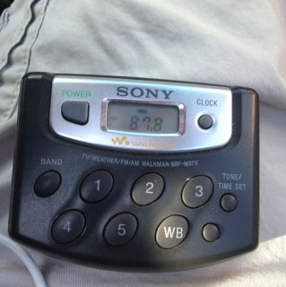 Sony Walkman AM/FM Radio Player   Model SRF M37V & Sony Headphones BIN 