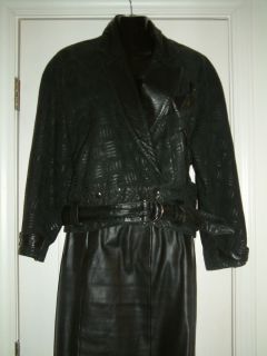 ANDREW MARC WOMENS BLACK LEATHER JACKET AND LEATHER SKIRIT WITH GLOVES