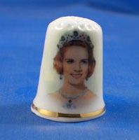 Fine China Thimble Queen Anne Marie of Greece