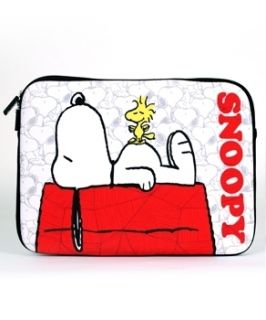 Peanuts Snoopy on House Laptop Case Apple Computer