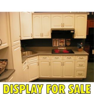 Apple Valley Bonneville Kitchen Cabinet Display