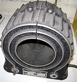 Annis Model 3 1 2″ Circular Aperture Type Feed Through de 