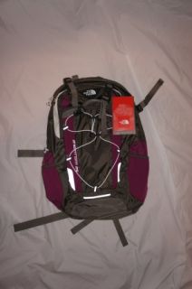 The North Face ANGSTROM 25 BACKPACK DAYPACK Brown Berry $95 NWT