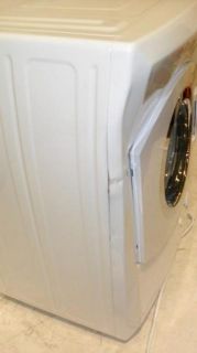 Avanti Compact Electric White Clothes Dryer D110