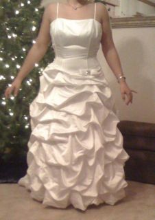 Davids Bridal Wedding Dress White Pick Up Skirt Sz 10