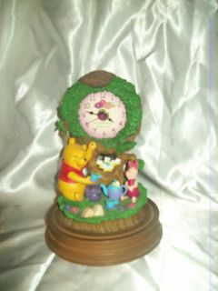 Collectible Disney Winnie The Pooh Piglet Clock w Bee Pendulum Nursery 