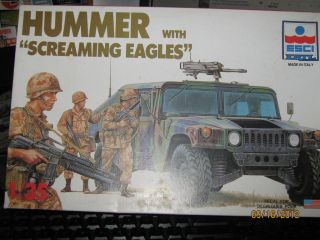 ESCI US Army HUMMER with SCREAMING EAGLES 1/35 Scale 