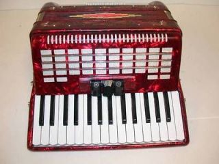 Rossetti Piano Accordion 32 Bass, 30 Key, 3 Switch, Red, Case & Straps 