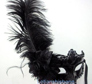 New Black/White Ostrich Feathers Masquerade Mask For Party, Balls 