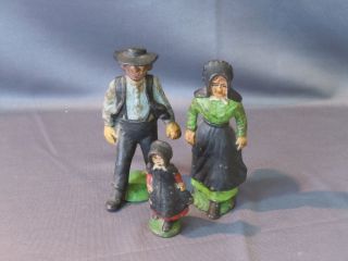 Vintage Cast Iron Amish Family People Figures Man Woman Child Mother 