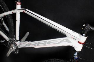 ORBEA Alma S10 26 LRG Complete Carbon Bike Hardtail 9S MTB w Shimano 