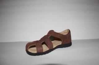 UGG Australia Toddler Boys Allenby Brown Closed Toe Shoe Sandal Size 