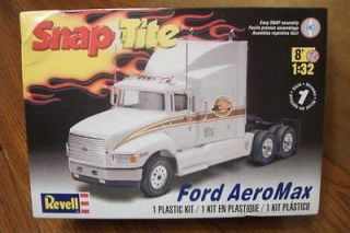 revell snap tite ford aeromax 1 32 scale model kit