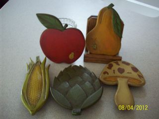   Kitchen Wall Decor Wooden Vegetable Plaques Barbara Meiers from Mexico