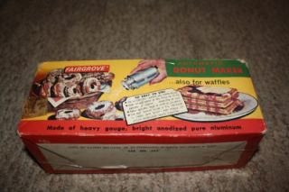 Vintage 1971 Fairgrove Automatic Donut Maker in Orginal Box, Batter 