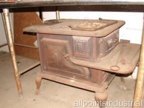 Antique Wood Coal Farmers Cook Stove 1893 s Machine Co Dover NH 