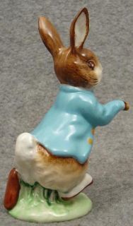 Vintage Beswick England Beatrix Potters Figurine Peter Rabbit BP2 Gold 