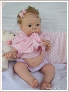 THIS LISTING IS FOR THE TUMMY/BELLI PLATE ONLY THE DOLL IN THE PHOTO 