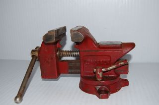COMPANION BENCH VISE 3 1 2 REPLACEABLE JAWS SWIVEL BASE PIPE JAWS