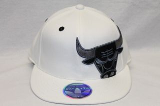 Chicago Bulls Adidas Flex Hat Cap Flat Bill White Side Bull