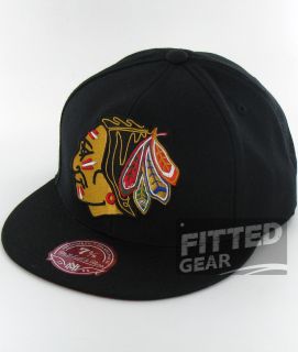 Blackhawks XL Vintage Black Indian Head Mitchell Ness Fitted Hats 